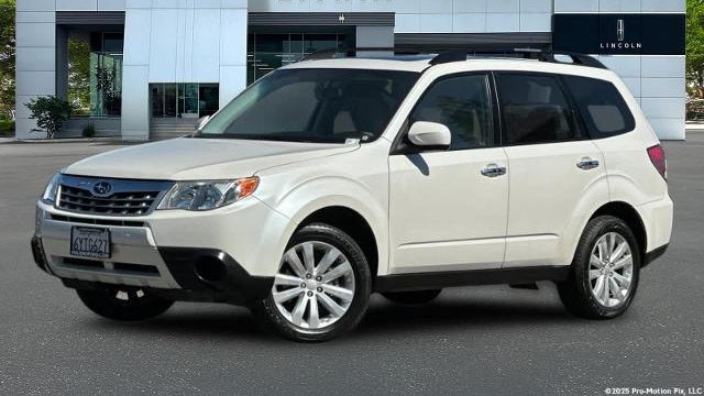 Preowned 2013 Subaru Forester 2.5X Premium for Sale
