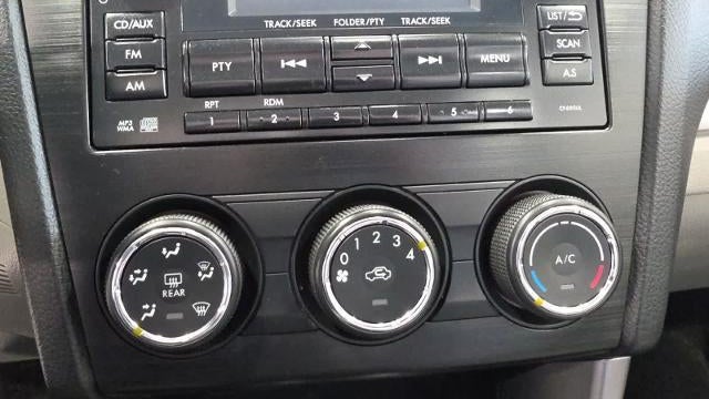 2015 Subaru Forester 2.5i