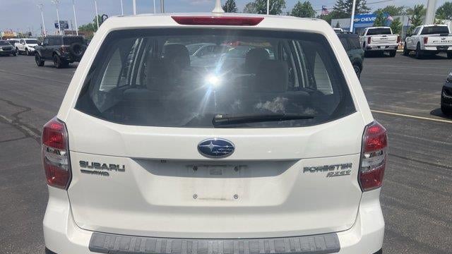 2016 Subaru Forester 2.5i