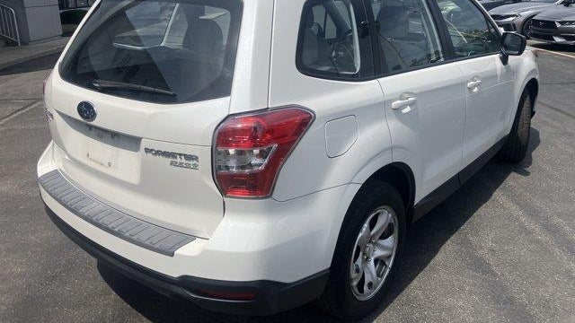 2016 Subaru Forester 2.5i
