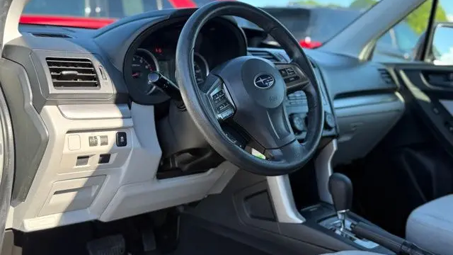 2015 Subaru Forester 2.5i
