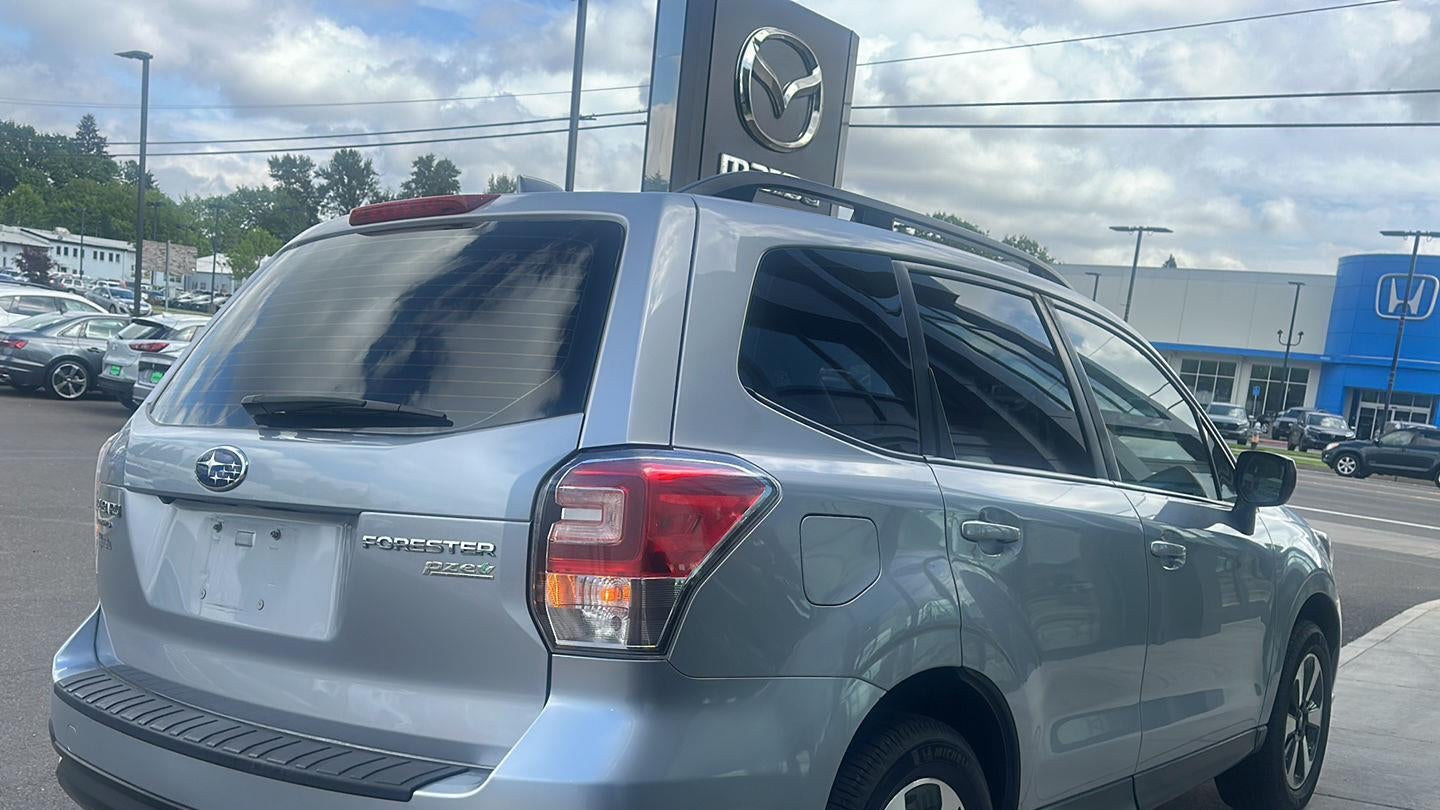 2017 Subaru Forester 2.5i