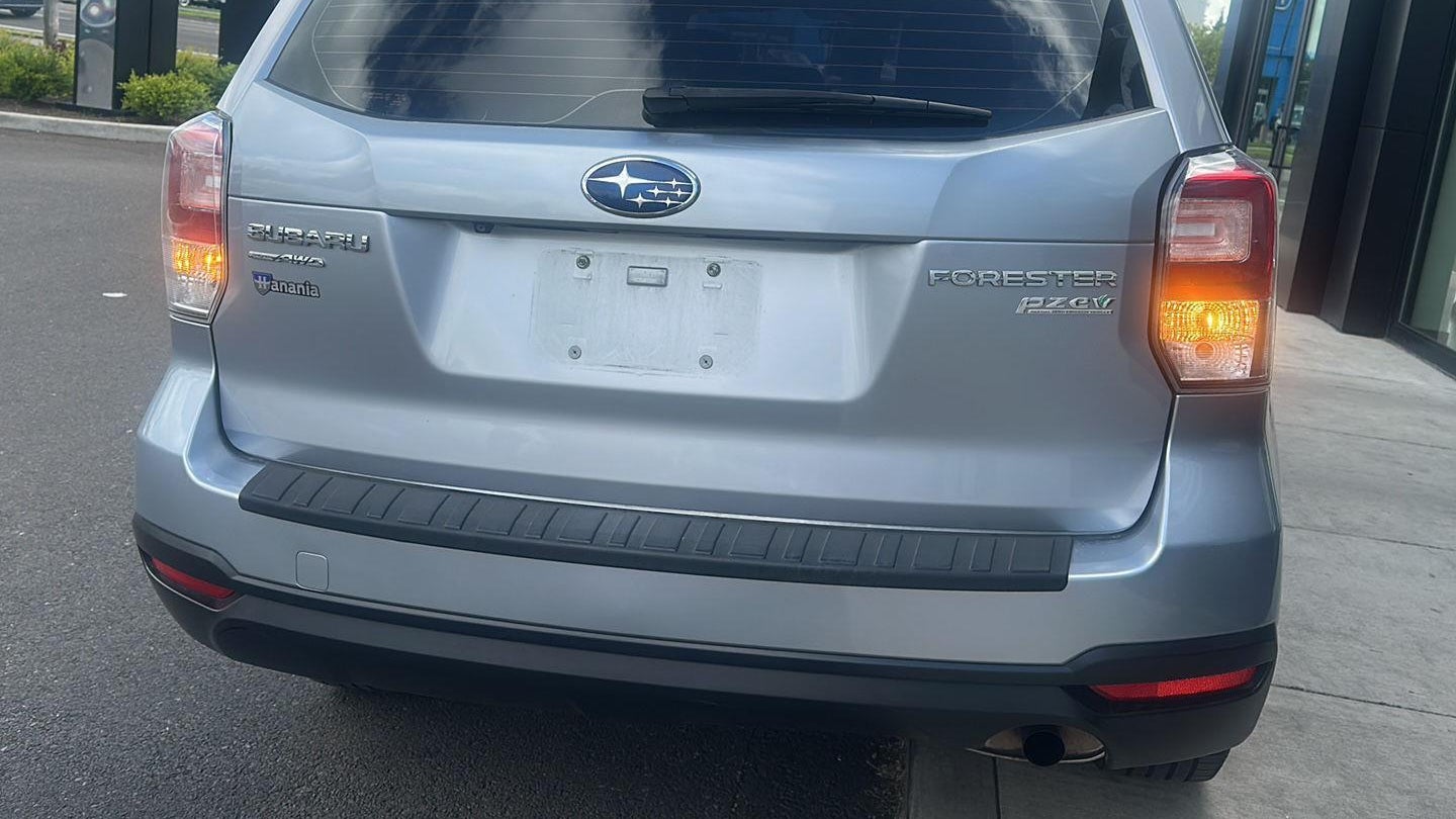 2017 Subaru Forester 2.5i