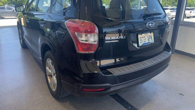 2016 Subaru Forester 2.5i