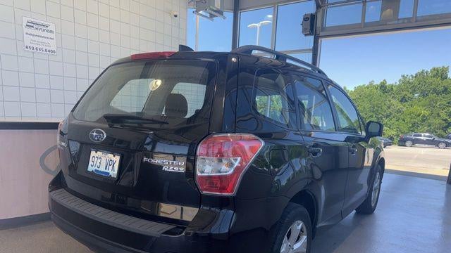 2016 Subaru Forester 2.5i