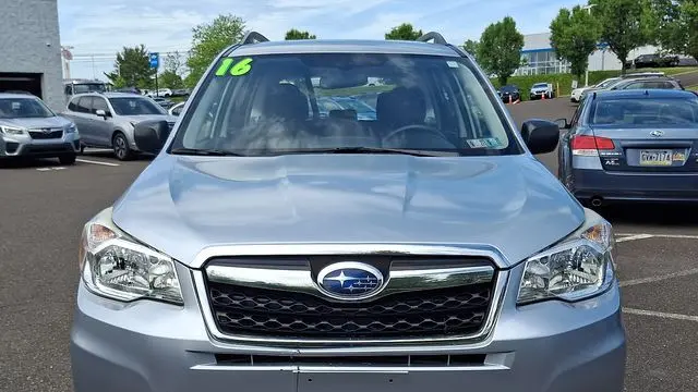 2016 Subaru Forester 2.5i