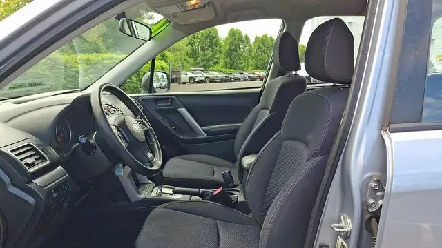2016 Subaru Forester 2.5i
