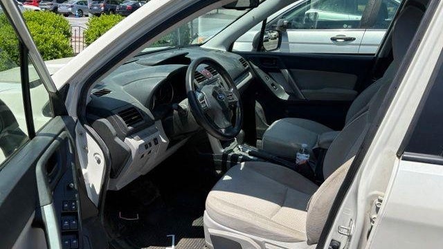 2015 Subaru Forester 2.5i