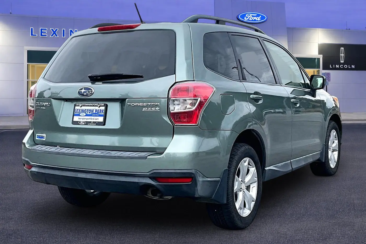 2014 Subaru Forester - $13,999