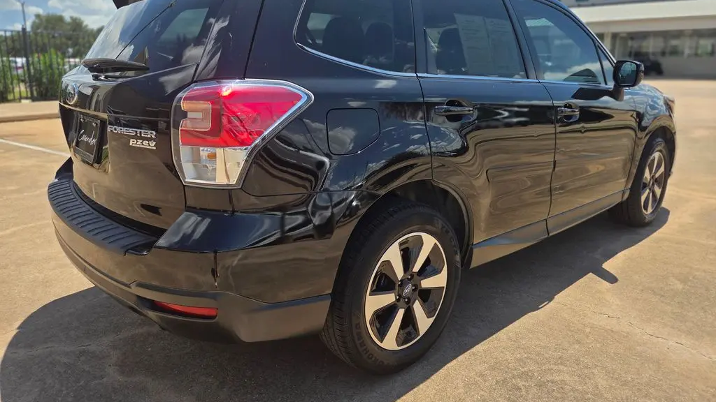 2017 Subaru Forester 2.5i Limited
