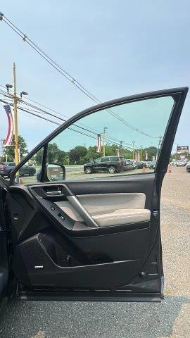 2017 Subaru Forester - $11,287