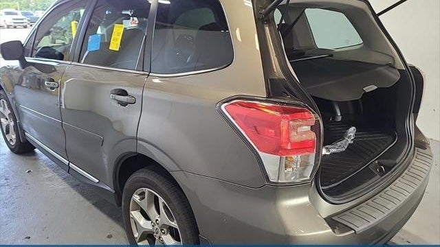 2017 Subaru Forester 2.5i Touring