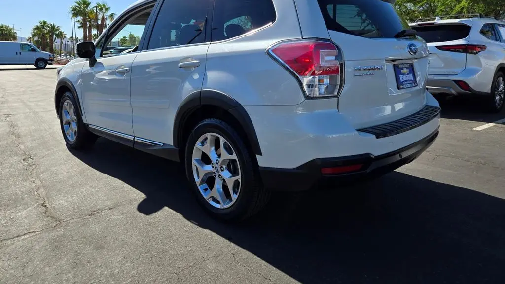 2017 Subaru Forester 2.5i Touring