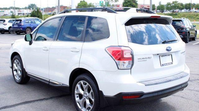 2017 Subaru Forester 2.5i Touring
