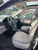 2016 Forester Thumbnail 3