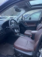 2017 Forester Thumbnail 3