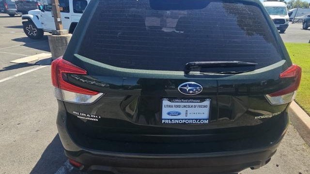 2023 Subaru Forester Base