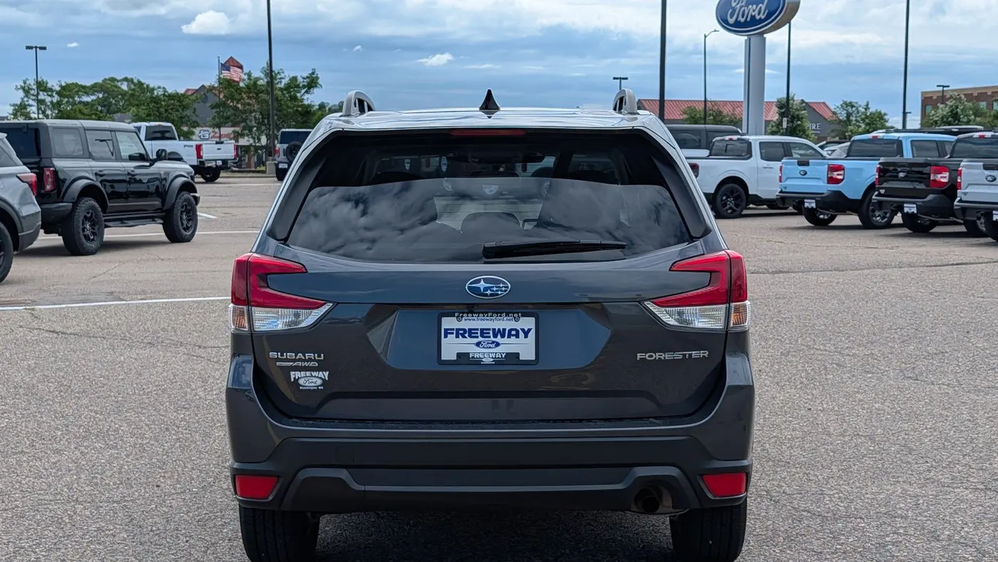 2024 Subaru Forester Premium