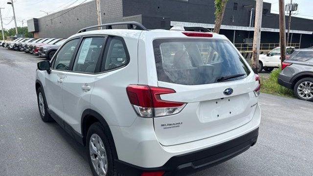 2023 Subaru Forester Base