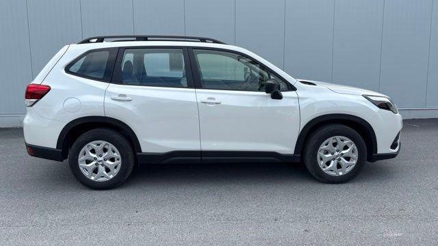 2023 Subaru Forester Base
