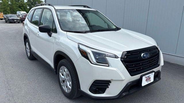 2023 Subaru Forester Base