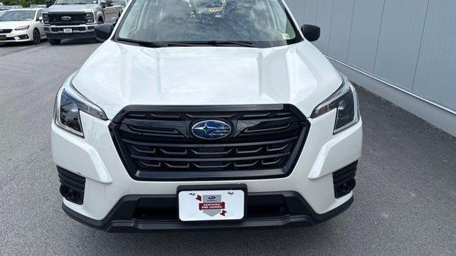 2023 Subaru Forester Base