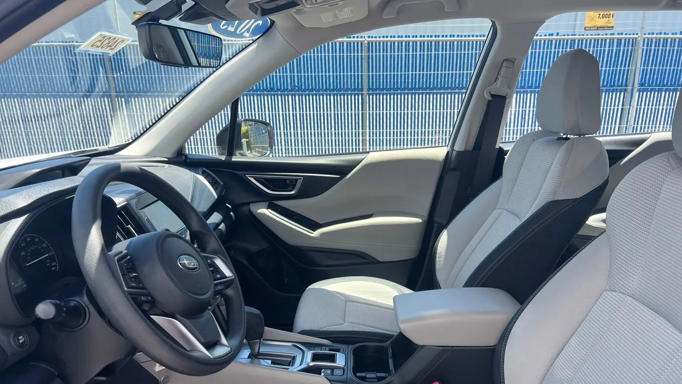 2023 Subaru Forester Base