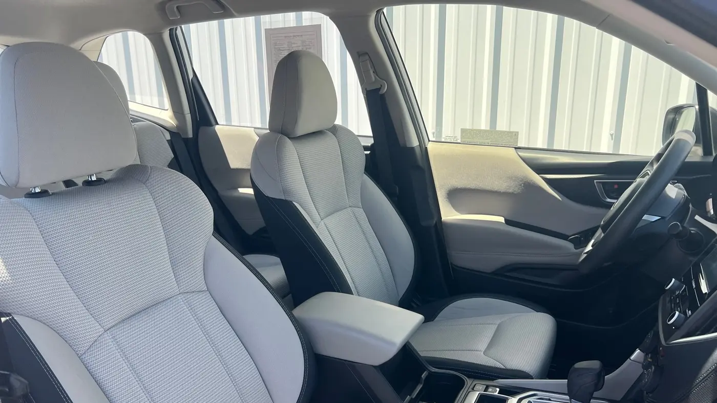 2023 Subaru Forester Base