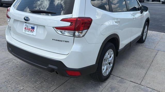2022 Subaru Forester Base