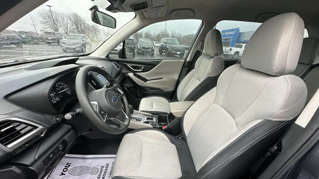 2023 Subaru Forester Base