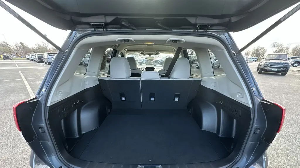 2023 Subaru Forester Base