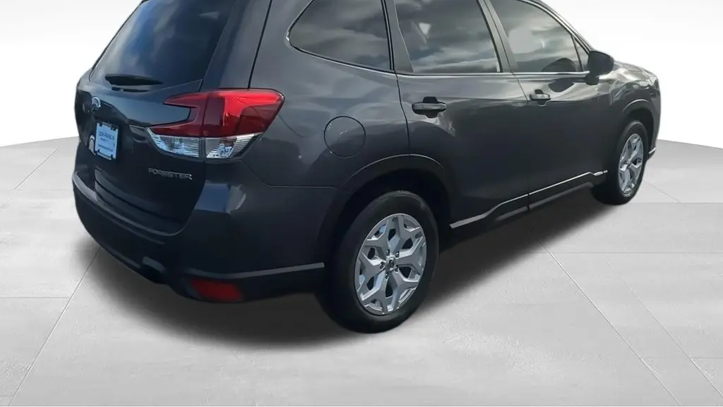 2023 Subaru Forester Base