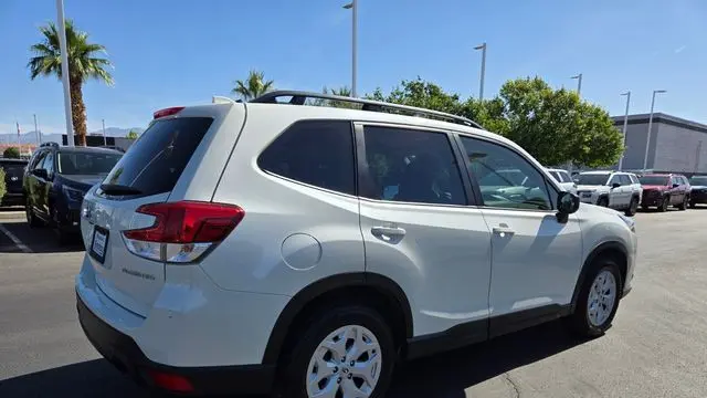 2022 Subaru Forester Base
