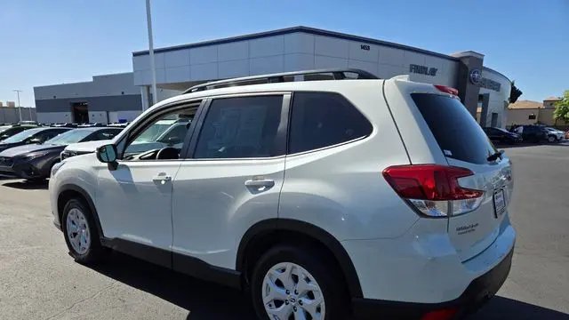 2022 Subaru Forester Base