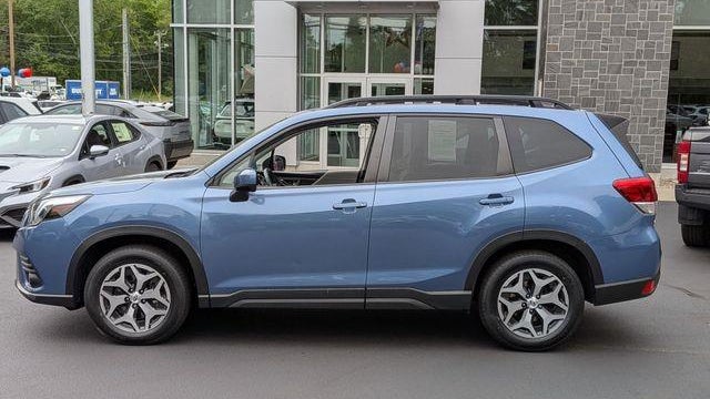 2024 Subaru Forester Premium
