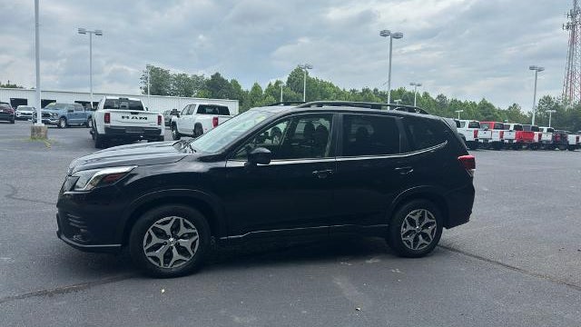 2024 Subaru Forester Premium