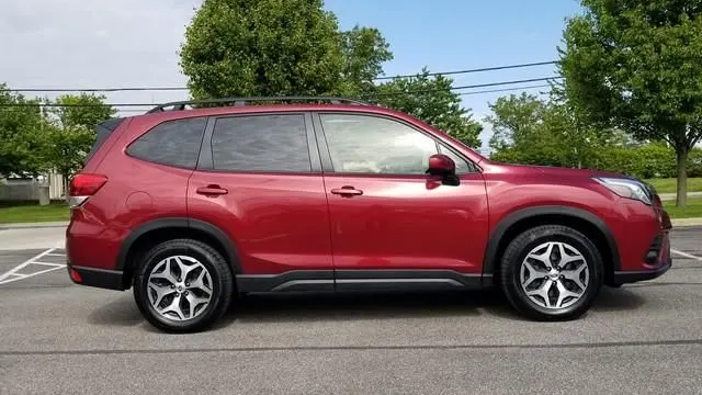 2024 Subaru Forester Premium