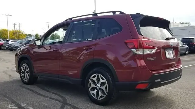 2024 Subaru Forester Premium