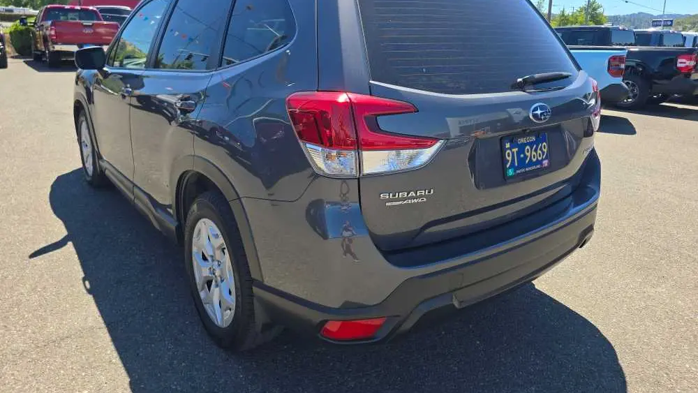 2020 Subaru Forester Base