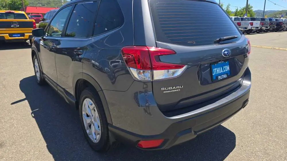 2020 Subaru Forester Base