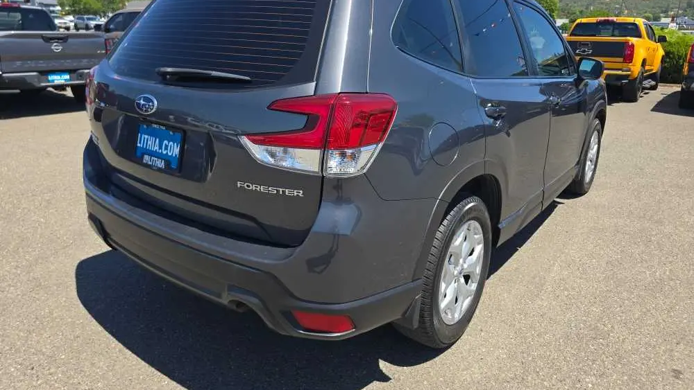 2020 Subaru Forester Base