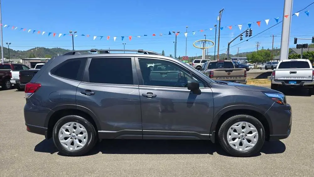 2020 Subaru Forester Base