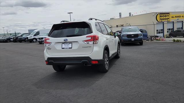 2022 Subaru Forester Premium
