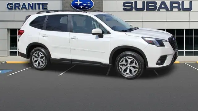 2024 Subaru Forester Premium