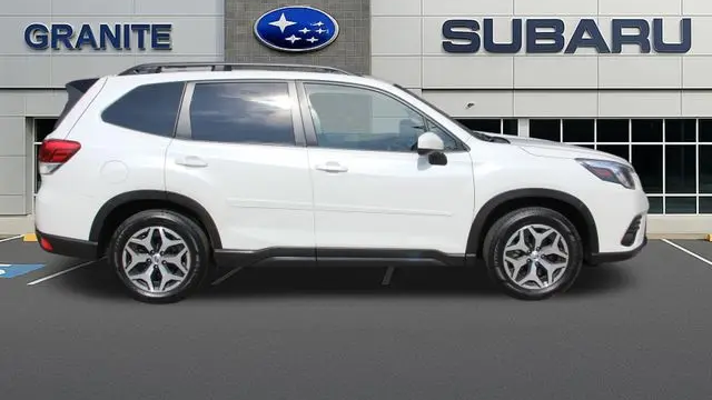2024 Subaru Forester Premium