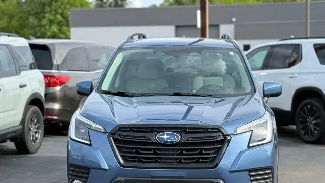2022 Subaru Forester Premium