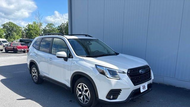 2024 Subaru Forester Premium