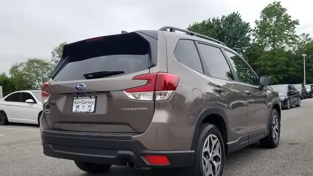 2024 Subaru Forester Premium