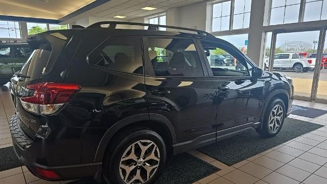 2022 Subaru Forester Premium