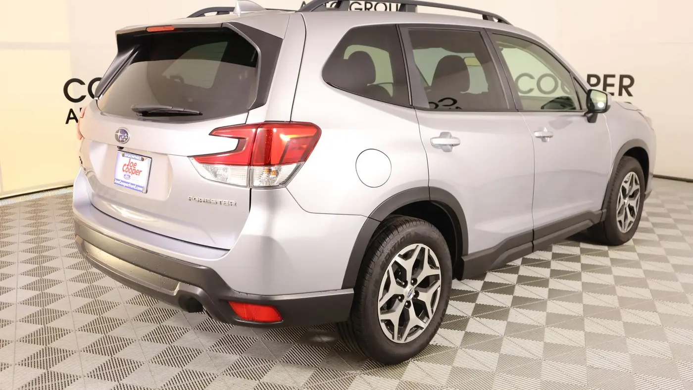 2022 Subaru Forester Premium